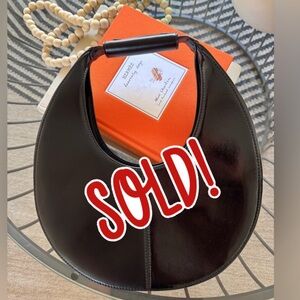 STAUD Crescent Moon Bag in Black. 100% leather. Excellent condition, barely used